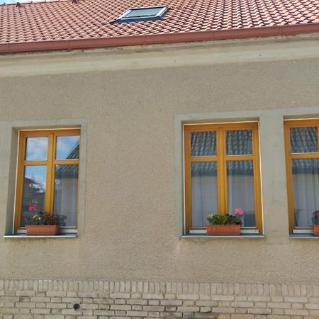 Podkrovi S Koupelnou Svinarov エクステリア 写真